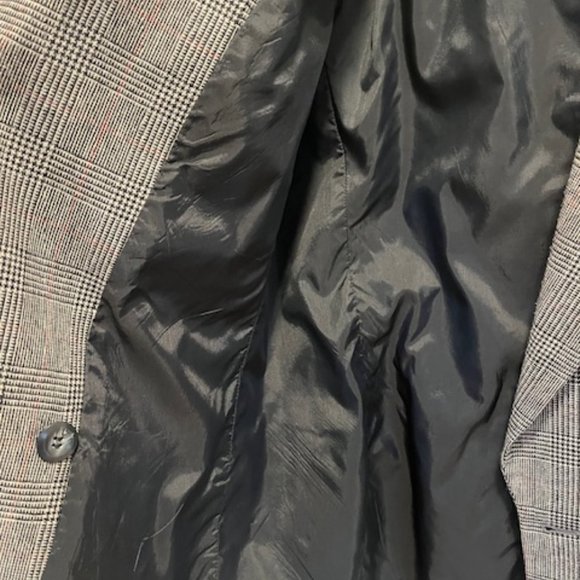 Oversized Woman's Blazer, Size 14 - Picture 2 of 4